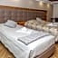 Hotel K2