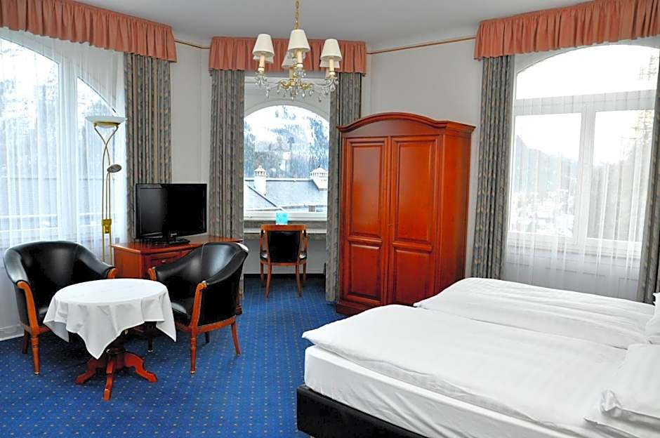 Photo 1 sur 11 de 1 Double Bed or 2 Beds, Lake View