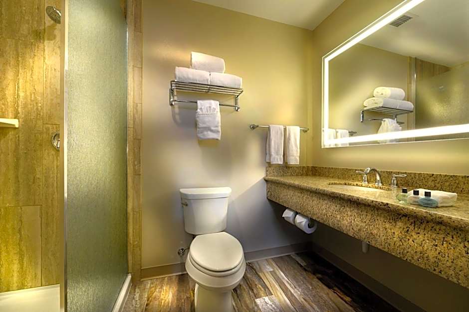 Hotel Maison Yakima Tapestry Collection by Hilton