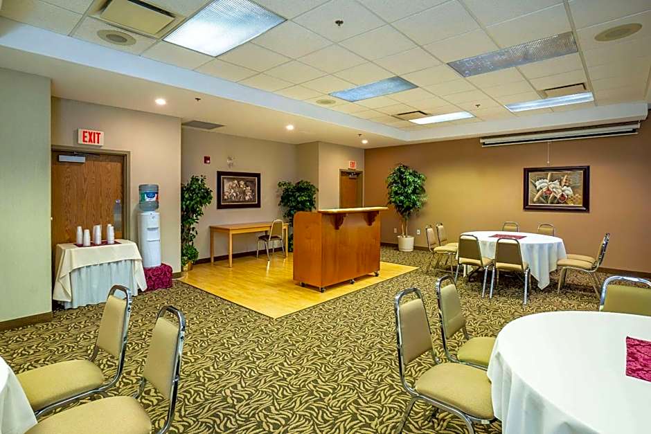 Comfort Inn & Suites Salmon Arm