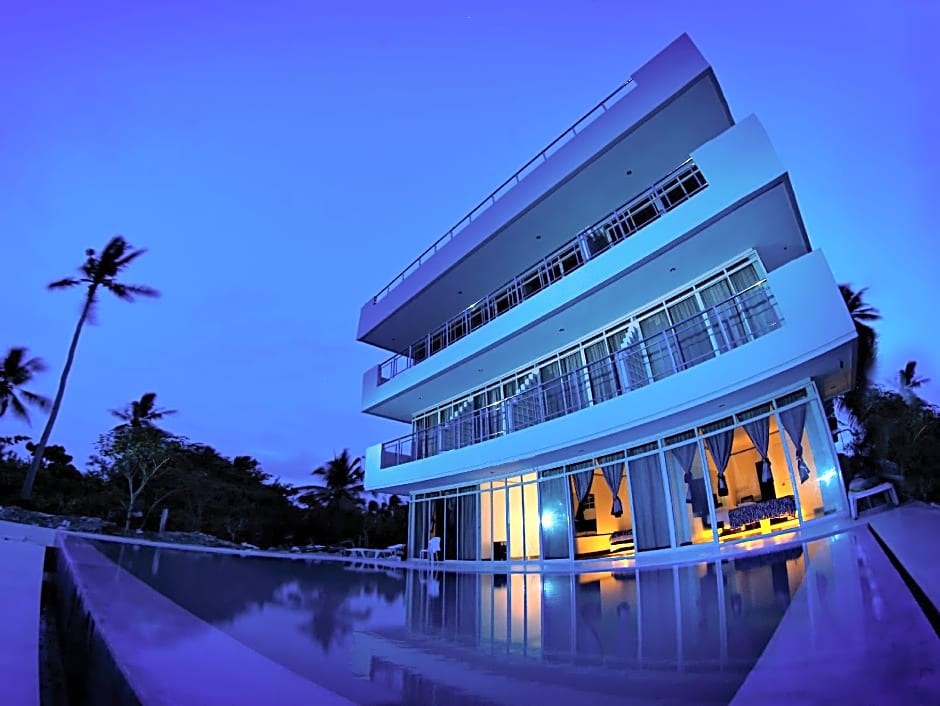 Bohol South Beach Hotel