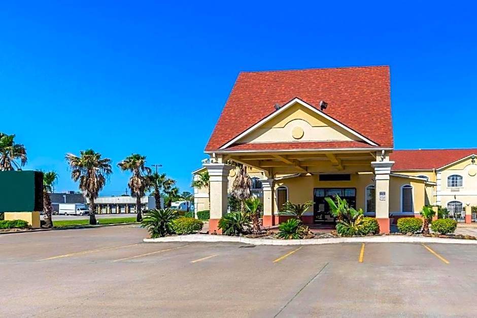 CasaBlanca Inn & Suites Houston - Spring