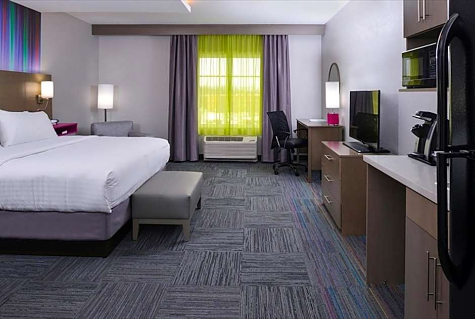 Holiday Inn Express & Suites Shippensburg