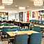 Holiday Inn & Suites Oakland - Airport by IHG