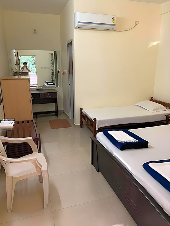 Palmgrove service villa