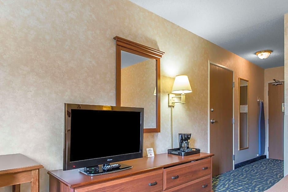 Quality Inn & Suites Titusville