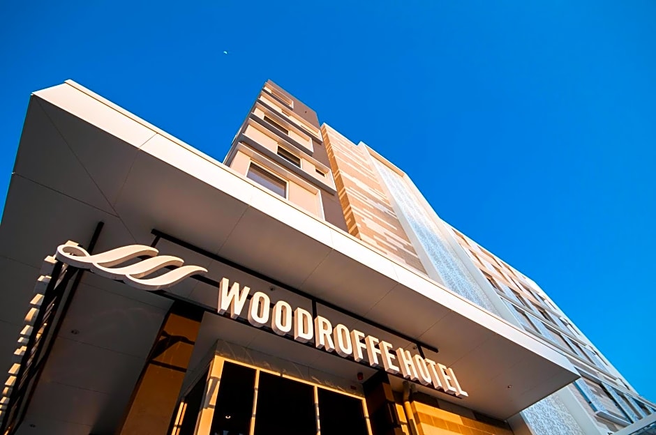 Woodroffe Hotel