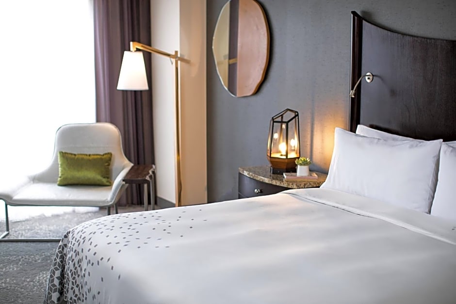 Renaissance Raleigh North Hills Hotel