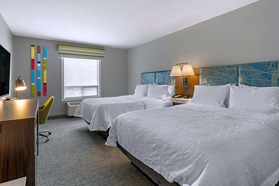 Hampton Inn By Hilton And Suites Edmonton West