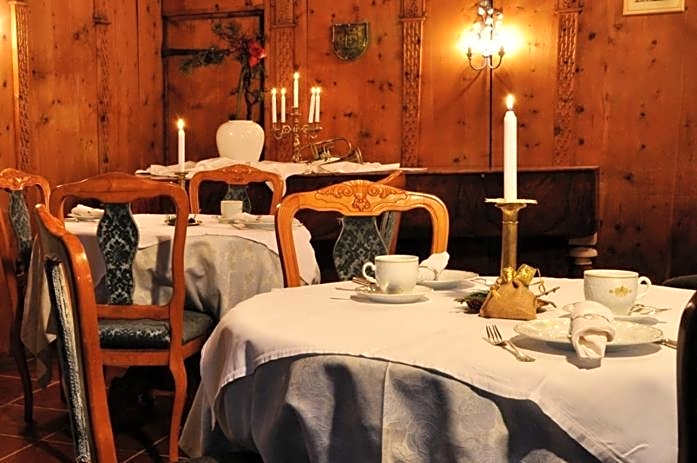 Hotel Ansitz Kandelburg