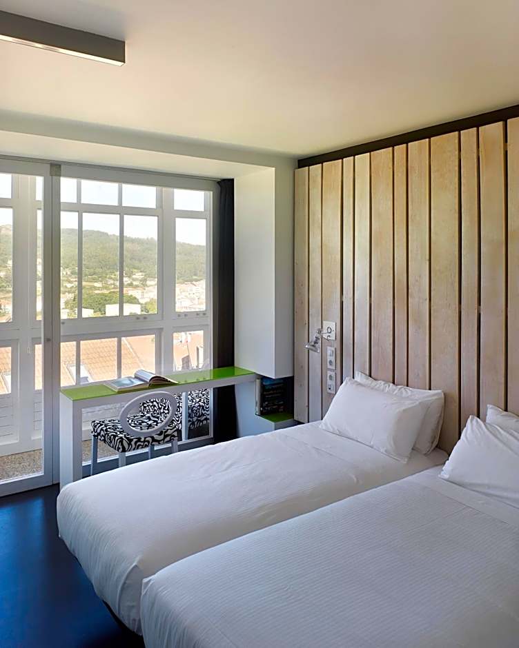 Moure Hotel