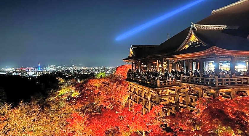 Rinn Gion Shirakawa