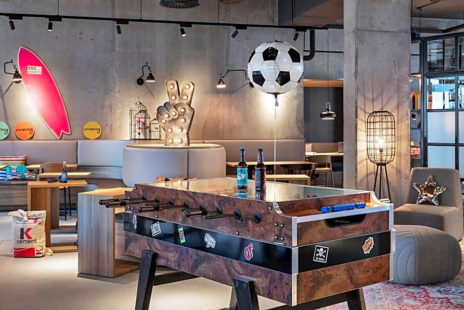 Moxy Hamburg City