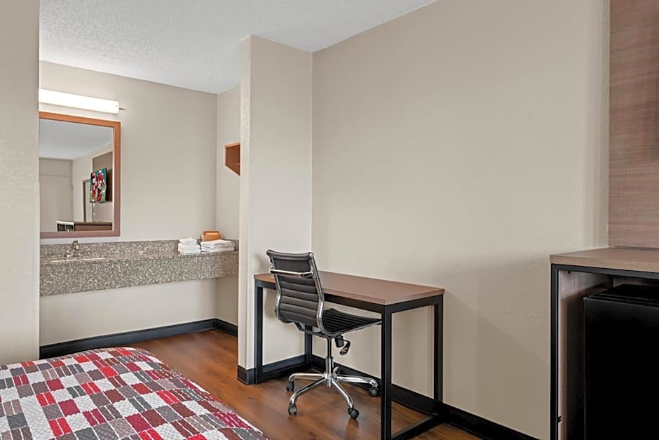 Red Roof Inn Charlotte - Airport