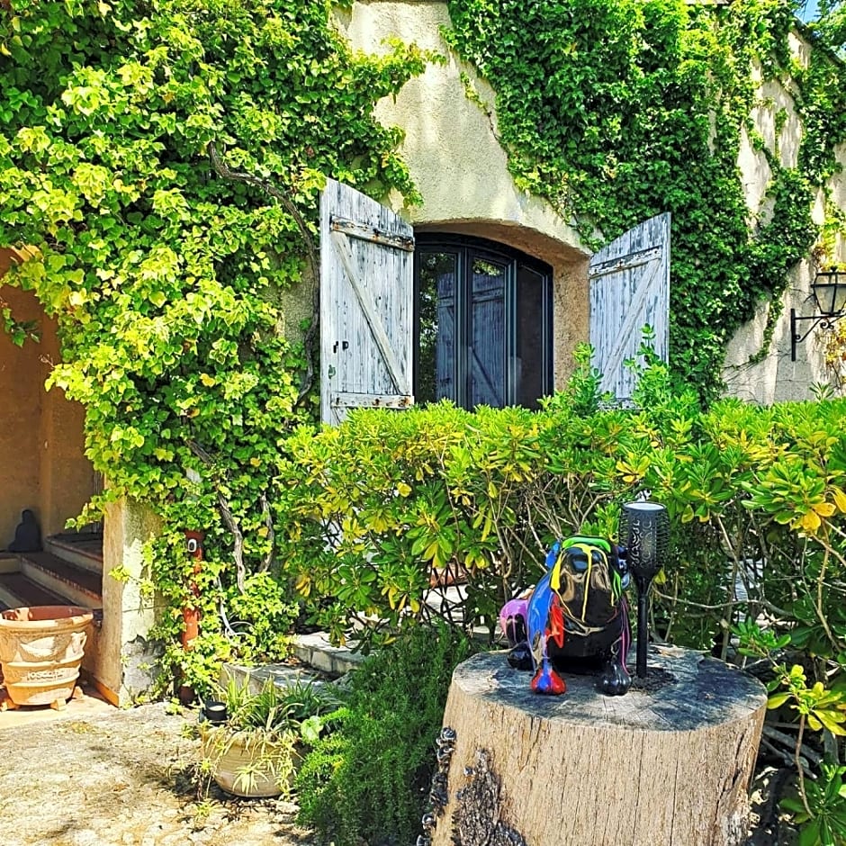 Le Mas De Mougins – Mougins, CT