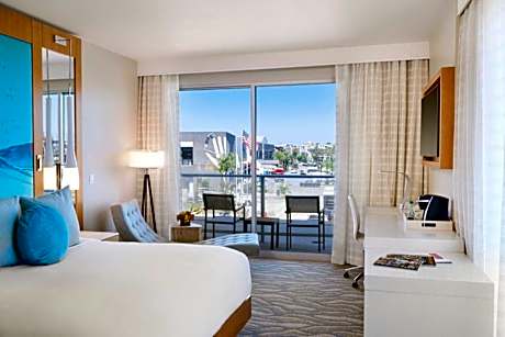 Standard King Room