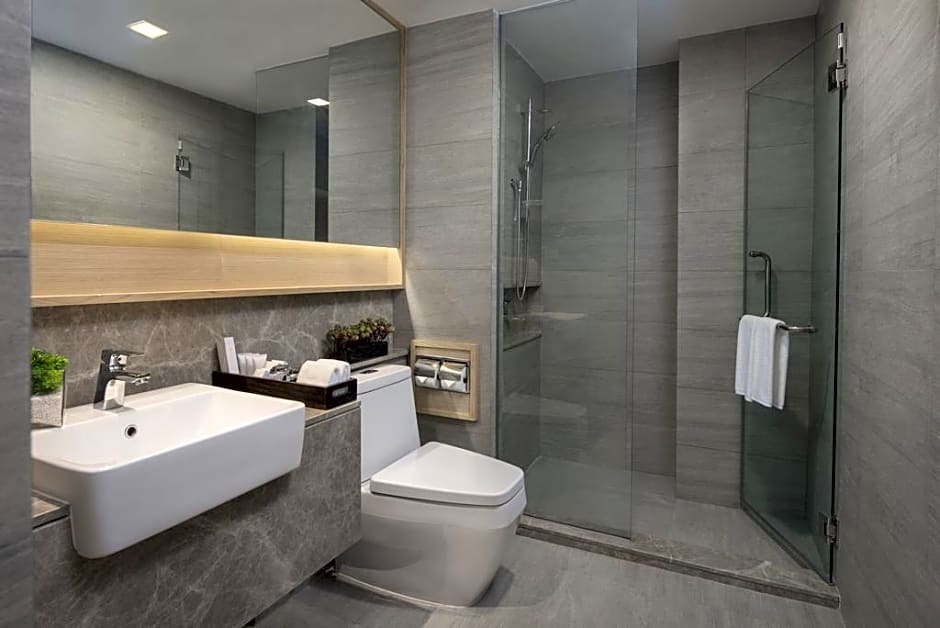 Solitaire Bangkok Sukhumvit 11