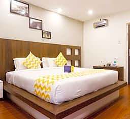 FabHotel Sholas Residency I - Nr. Rose Garden