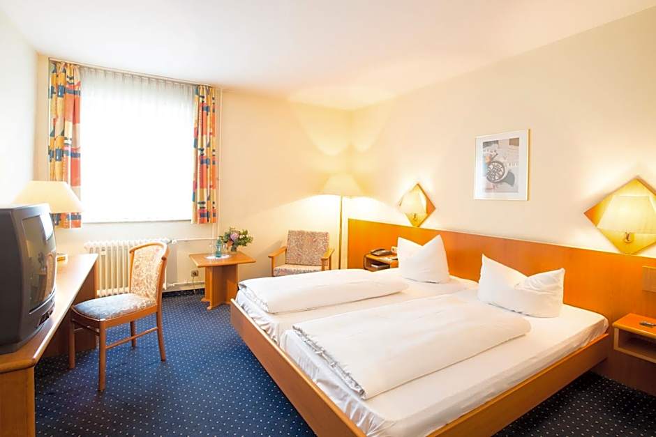 Fly Inn Hotel Frankfurt Airport Rüsselsheim ehemals Trip Inn Hotels
