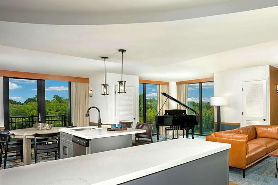 Merriweather Lakehouse Hotel, Autograph Collection