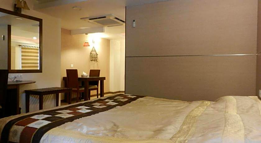 Brunton Heights Executive Suites