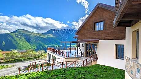 Alpina Hotel Gudauri