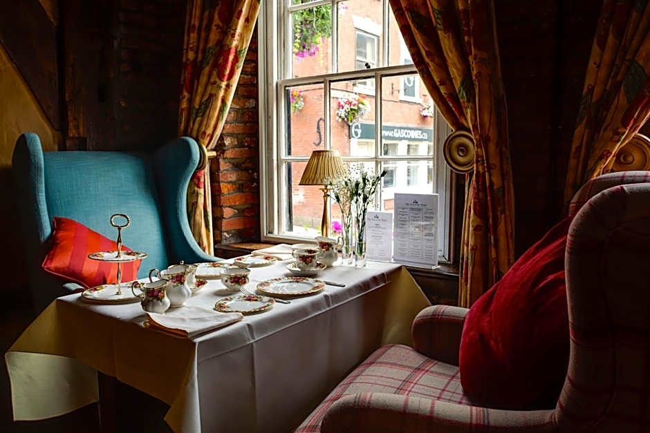The Saracens Head Hotel