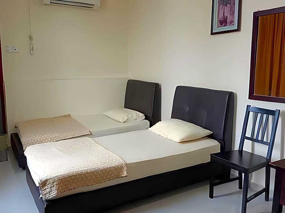 Casavilla Travellers Lodge