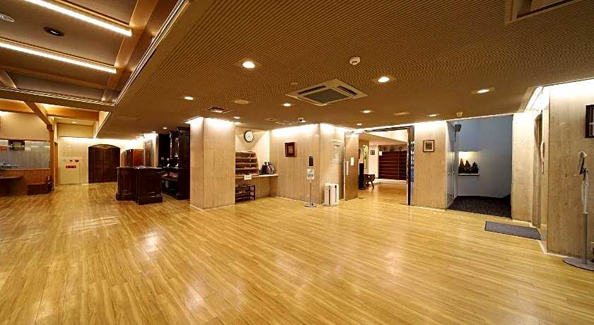 Saga Grace Hotel