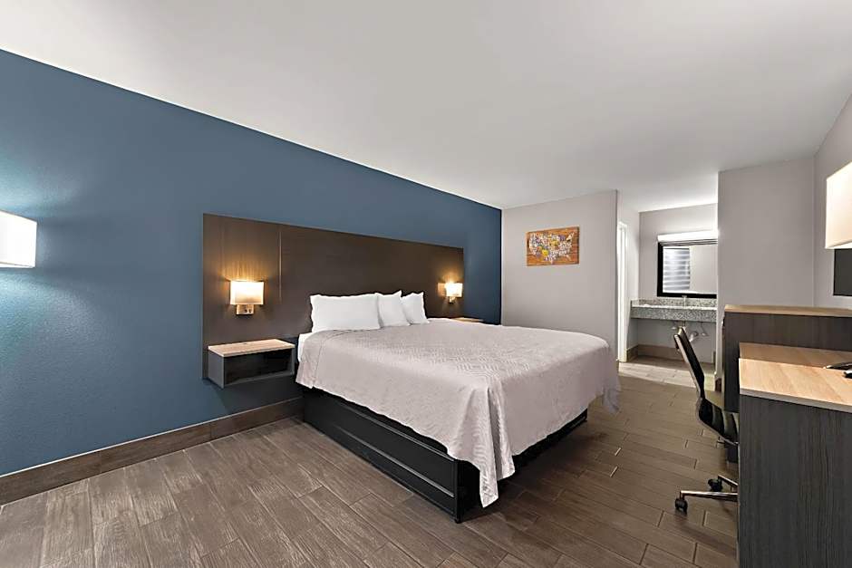 Econo Lodge Inn & Suites Laredo - Nuevo Laredo