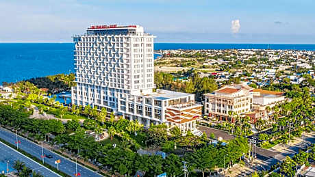 Long Thuan Hotel & Resort