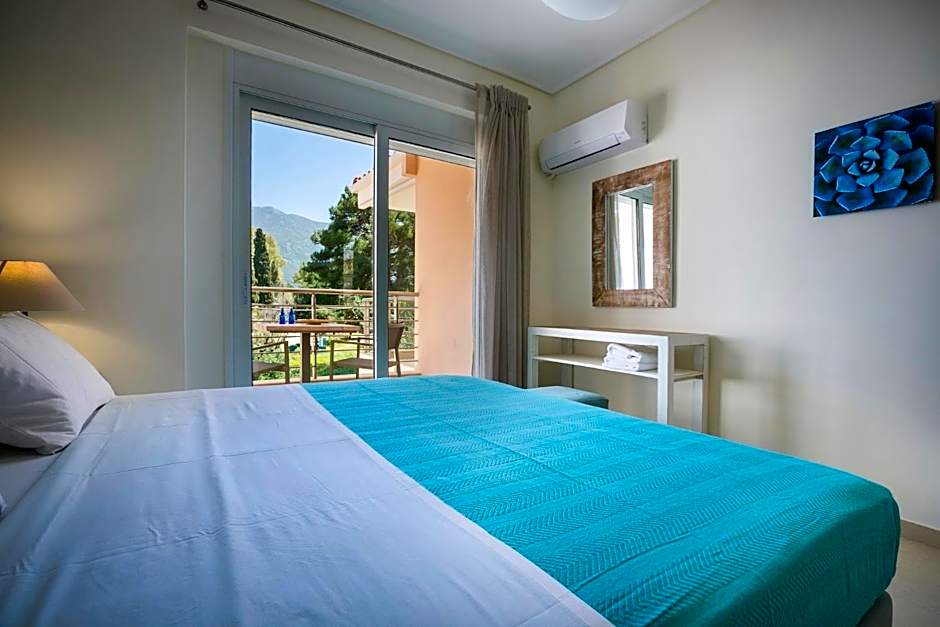 Meliti Waterfront Suites