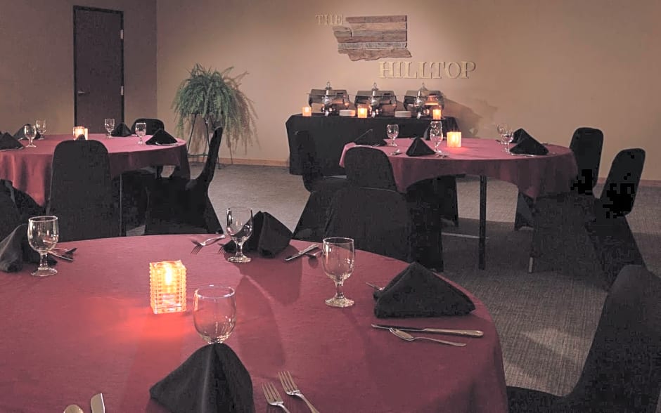 Coast Hilltop Inn