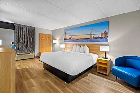 King Room - Non-Smoking