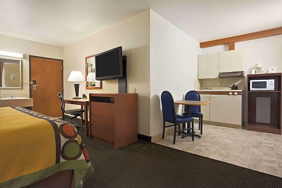 Super 8 by Wyndham Columbus