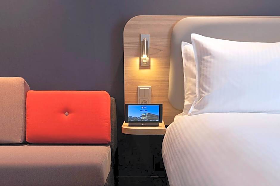 Holiday Inn Express And Suites Deventer By IHG