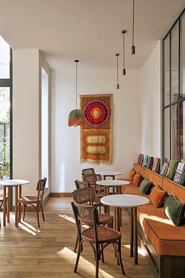 Latroupe Hotel Jardin Secret