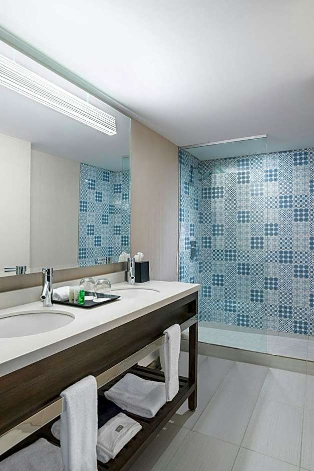 Photo 1 of 6 of Junior 1 King Bed Suite, High Floor