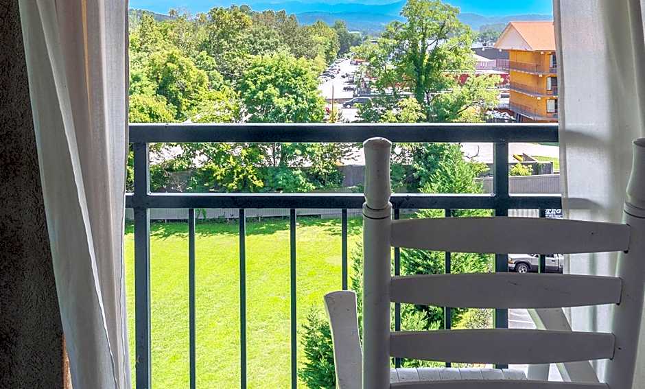 Arbors at Island Landing Hotel & Suites