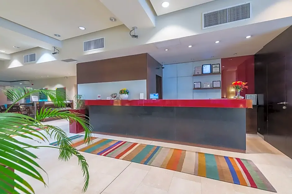 PeakTure Hotel Bucharest