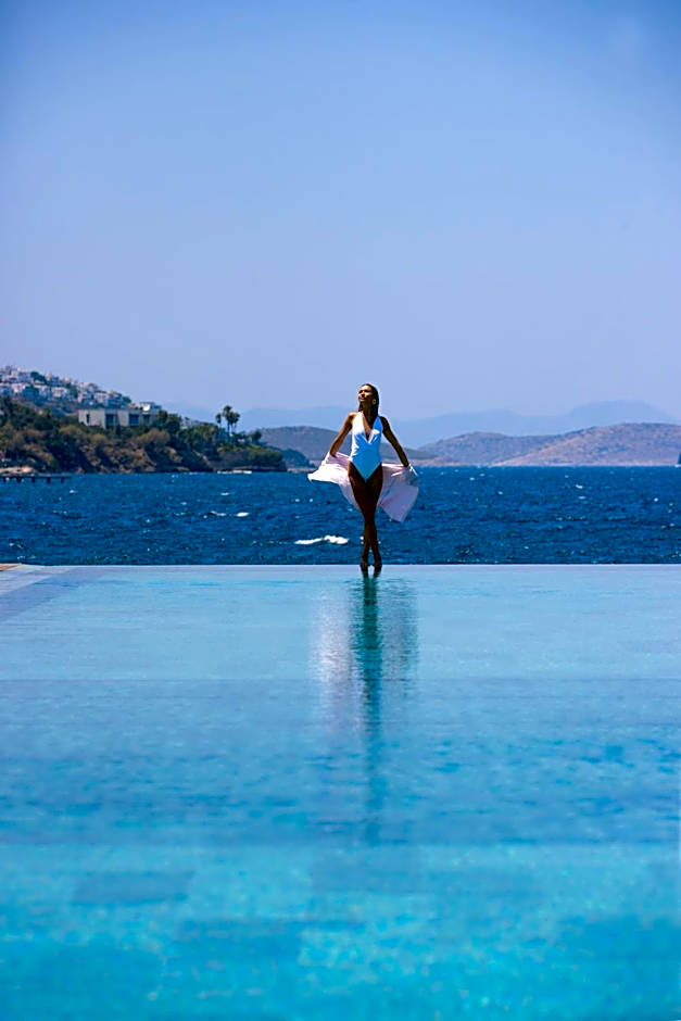 Yalikavak Marina Hotel By Social Living Collection