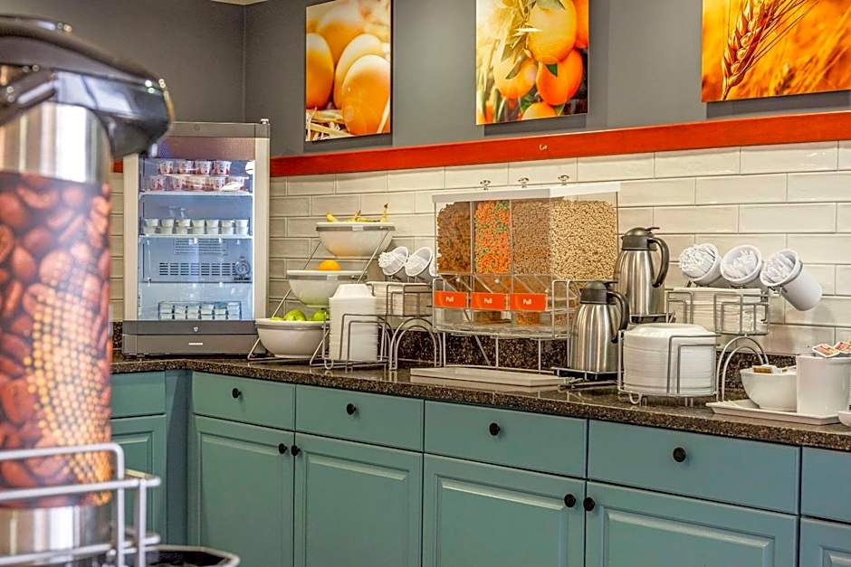 Comfort Inn & Suites Rapid City near Mt Rushmore