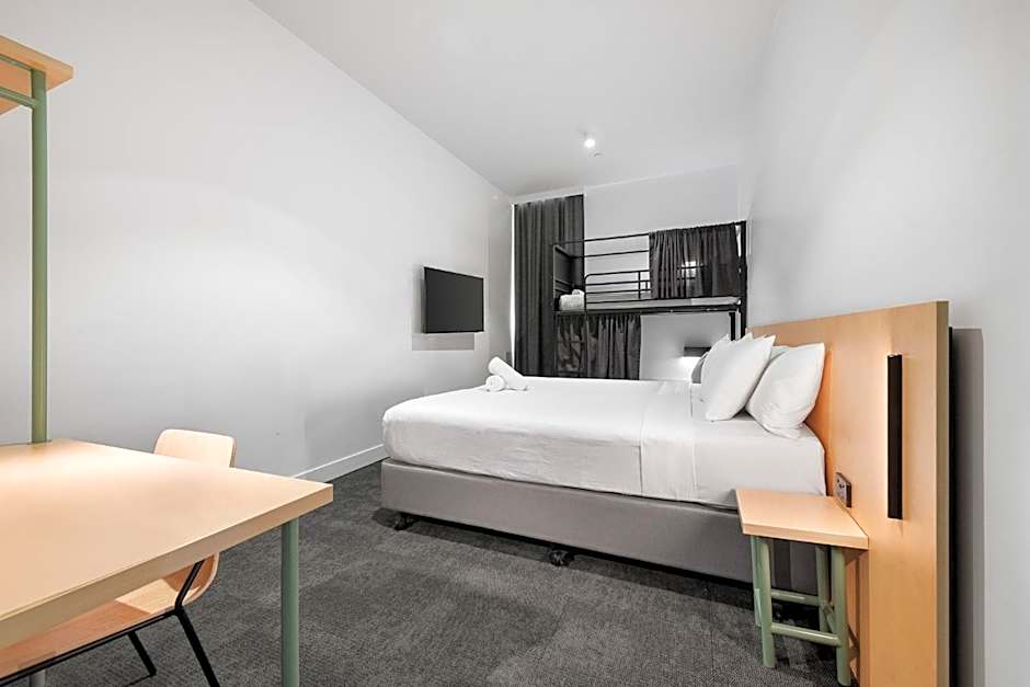 YHA Adelaide Central