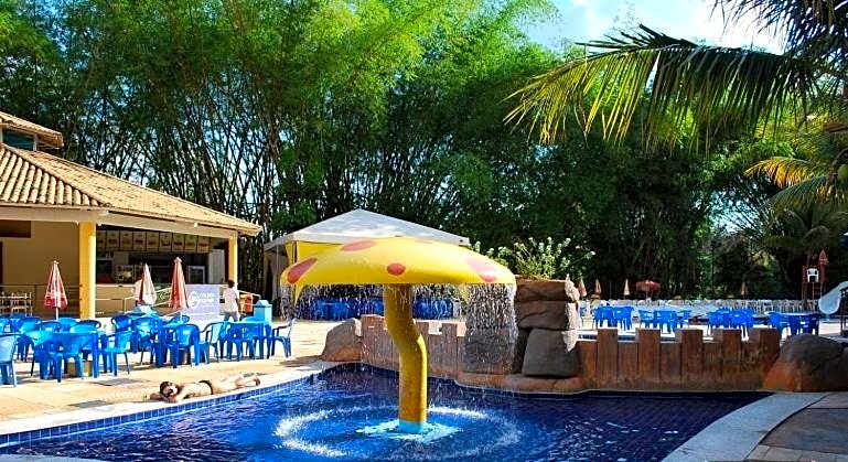 Hotel Golden Dolphin com café da manhã! Piscinas 24h