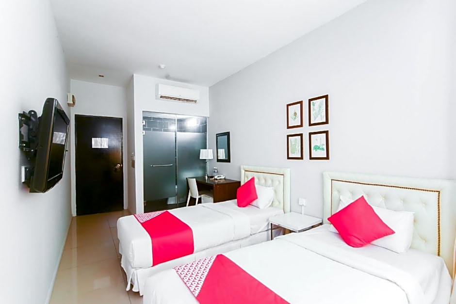 OYO 777 Epal Hotel