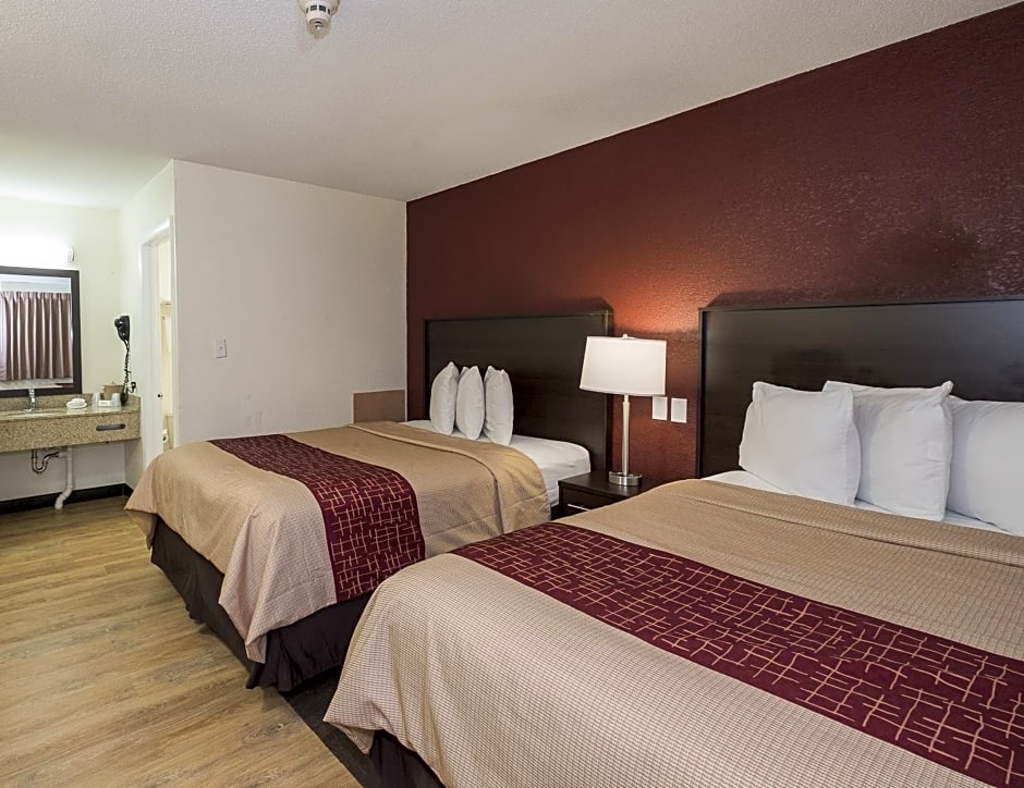 Red Roof Inn Lancaster - Strasburg