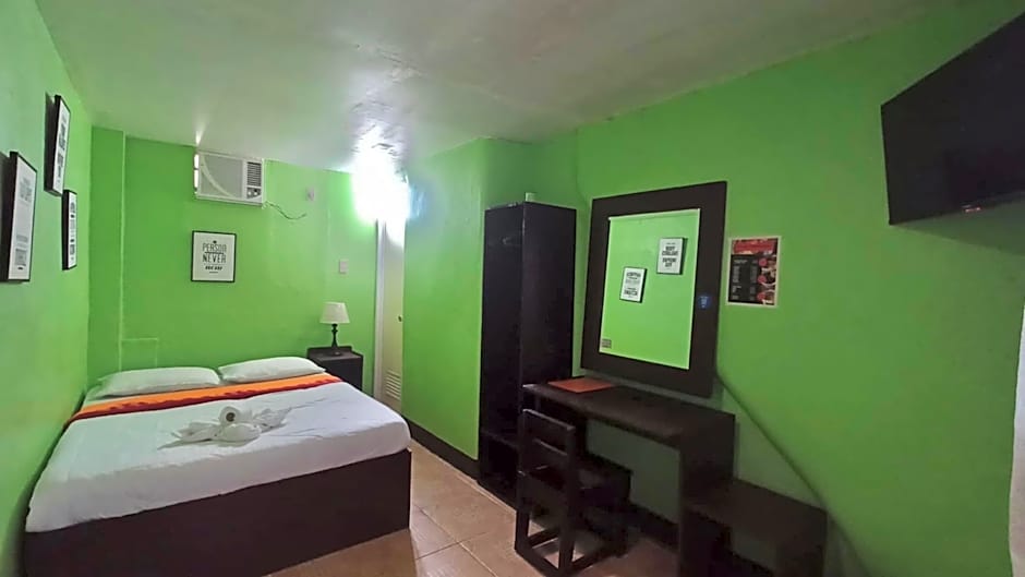 Antonios Pension House