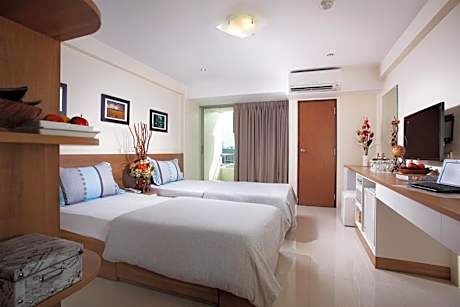 Deluxe Double or Twin Room