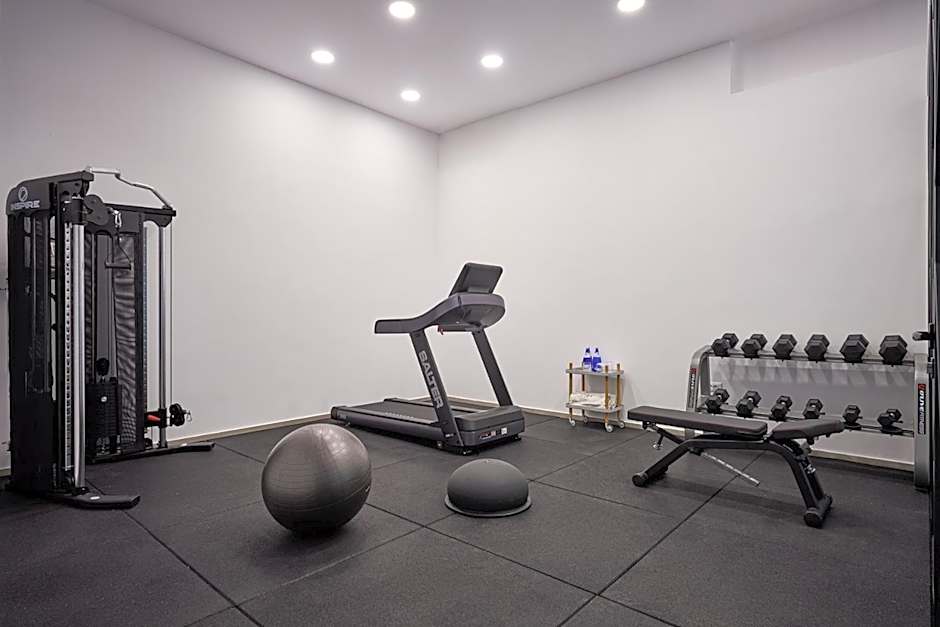 Alleys All-Suite Hotel & Spa