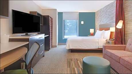 1 KNG BED STUDIO SUITE